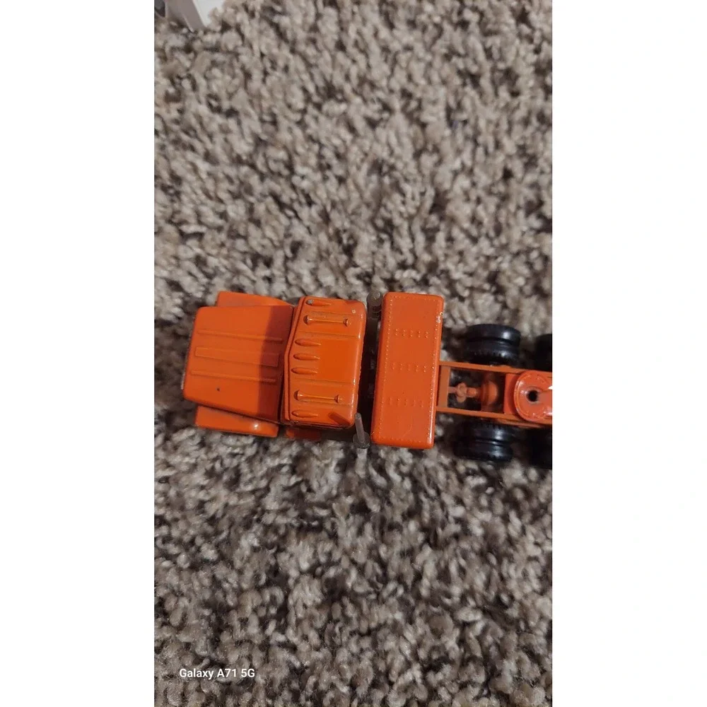 Kory Farm Division Brand‎  Die Cast Semi Cab White/Orange
